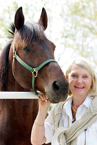 Foto: MIA T RNBERG/TR BILD Foto: Mia T rnberg/Ronden.Menhammar 20060512, rep Margareta Wallenius-Kleberg..From Above och Margareta Wallenius-Kleberg keywords:reportage